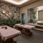 Merit Royal Gardens & Casino فندق
