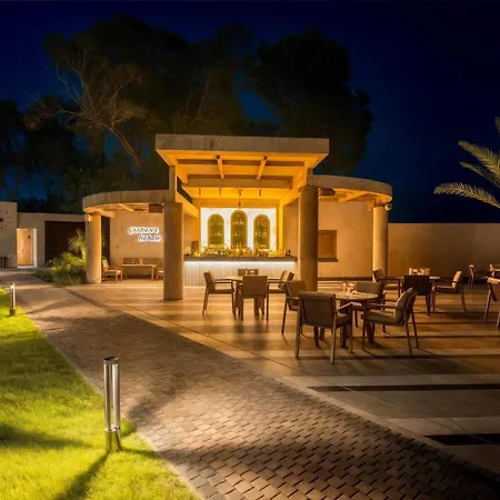 Merit Royal Gardens Hotel&casino Trikomo