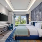 Merit Royal Gardens & Casino Hotel