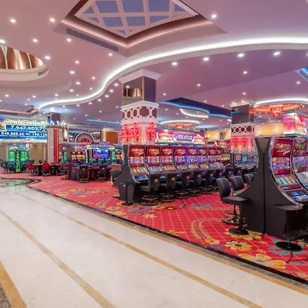 Merit Royal Gardens & Casino 5* Trikomo