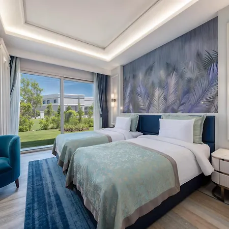 Merit Royal Gardens & Casino Trikomo