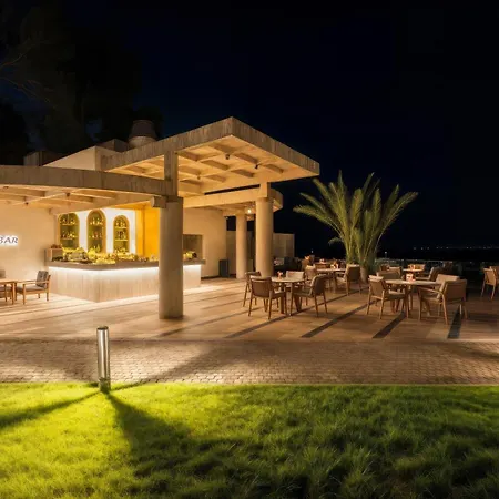 Merit Royal Gardens & Casino Otel 5*