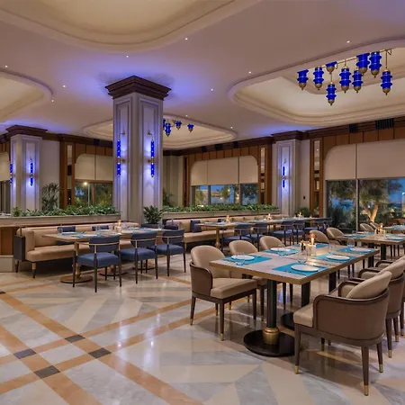 Otel Merit Royal Gardens & Casino Trikomo