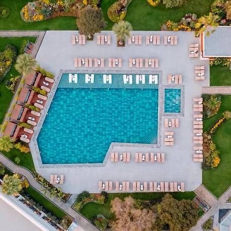 Merit Royal Gardens & Casino 5* Trikomo