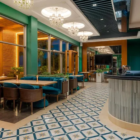 Merit Royal Gardens & Casino Hotel