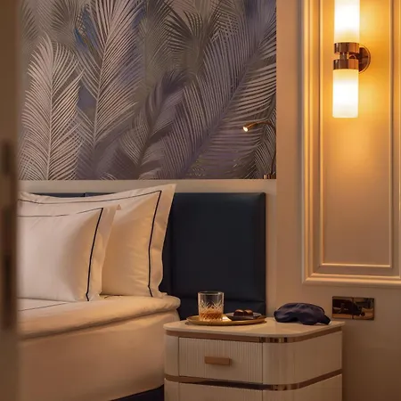 Merit Royal Gardens & Casino 5* Trikomo