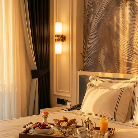 Merit Royal Gardens & Casino 5* Trikomo