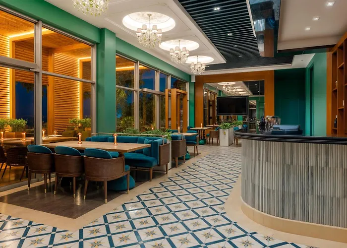 Merit Royal Gardens Hotel&casino Hotel